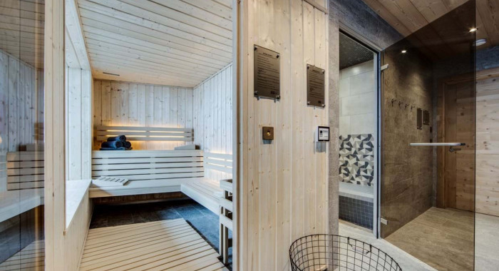 No.7 Club Bellevarde, Val D'Isere ski chalet, image 8
